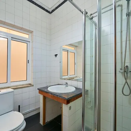 Spacious With Balcony In A Coliving In Alameda Apartment *