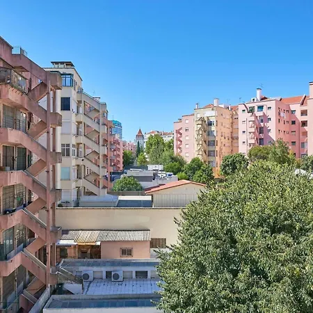 Apartment Spacious With Balcony In A Coliving In Alameda