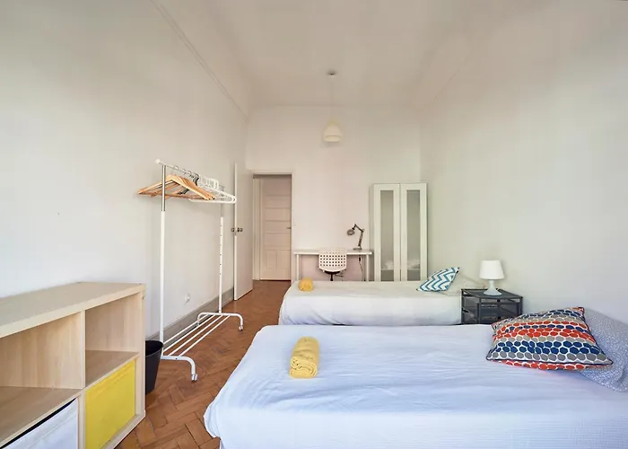 Spacious With Balcony In A Coliving In Alameda * Lisboa