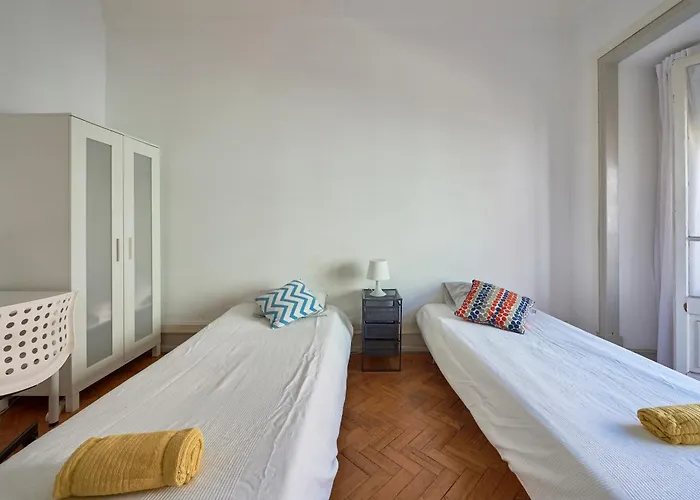 Spacious With Balcony In A Coliving In Alameda Rum i privatbostad *
