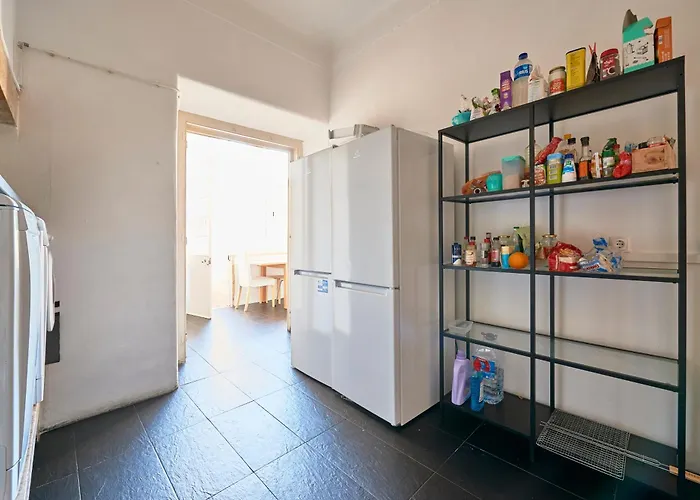 Spacious With Balcony In A Coliving In Alameda *